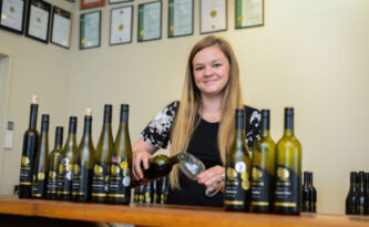 2015 Rebecca, the second Loughlin daughter joined the Askerne team working in the cellar door.